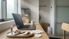 在宅勤務のメイクはマナー?不要?“見られる瞬間”で決まる判断基準